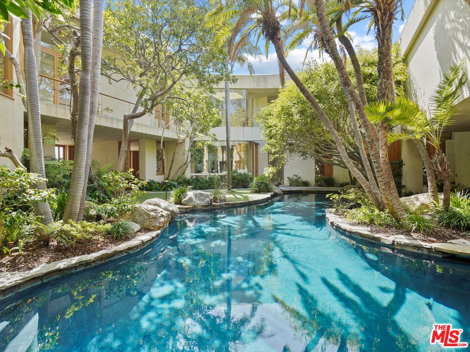 31280 Broad Beach RD