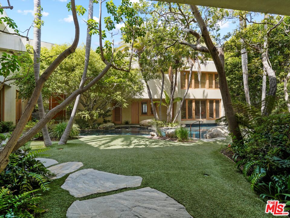 31280 Broad Beach RD