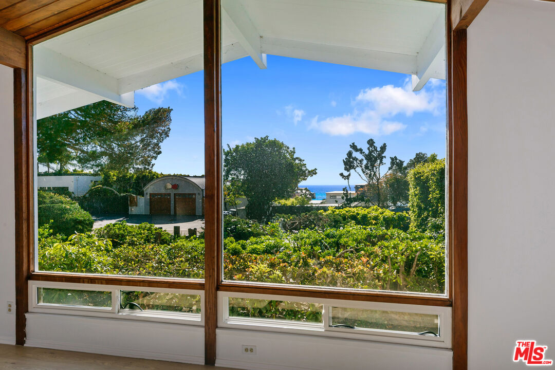 31617 Broad Beach Rd