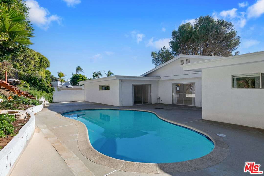 31617 Broad Beach Rd