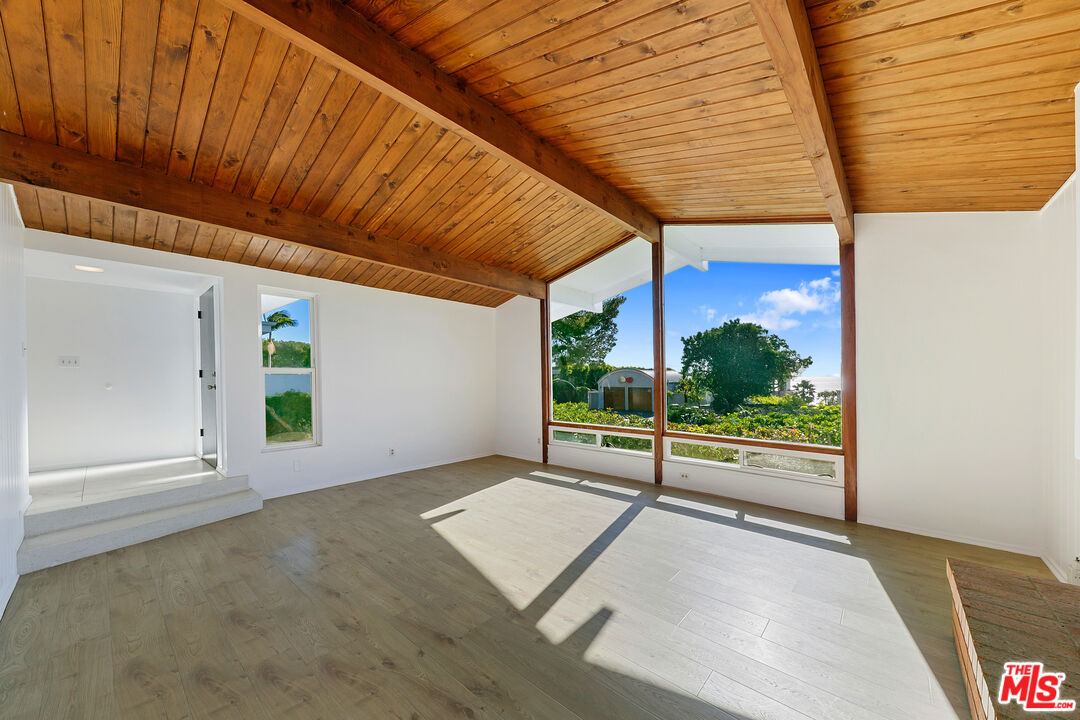 31617 Broad Beach Rd