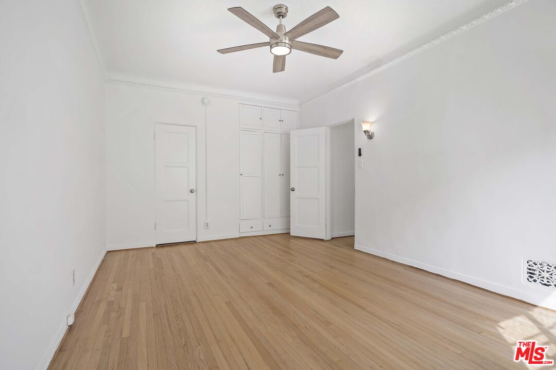 201 S Poinsettia Place Unit: C