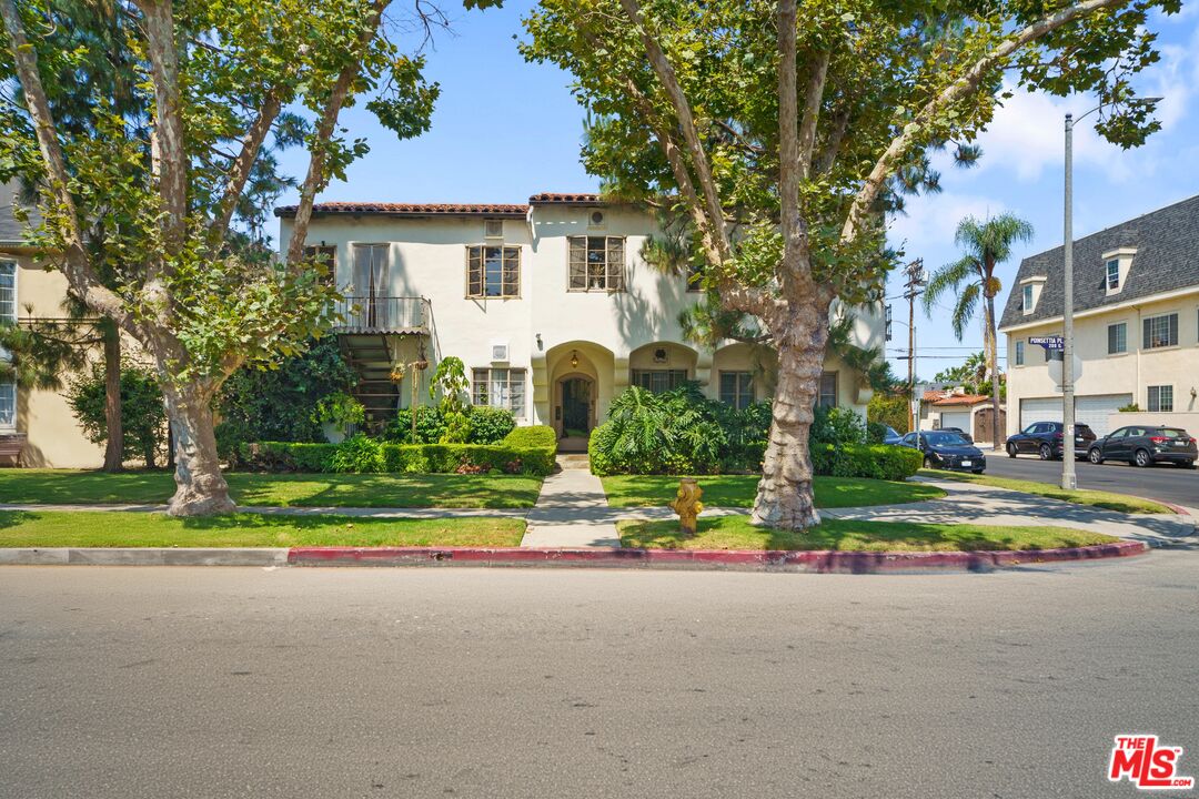 201 S Poinsettia Place Unit: C