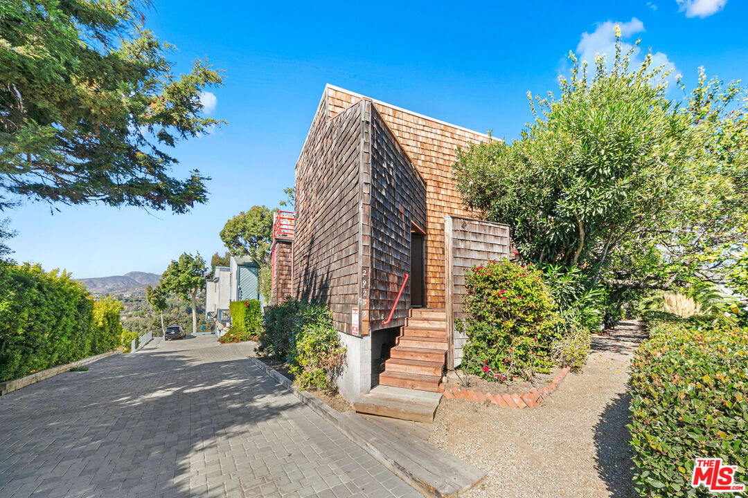 29235 Heathercliff Rd Unit: 6