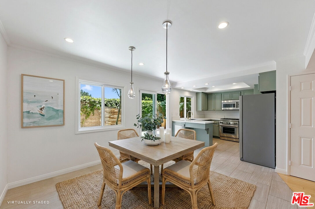 6515 Dume Dr Unit: B