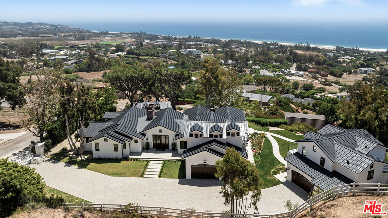 5561 Horizon Dr