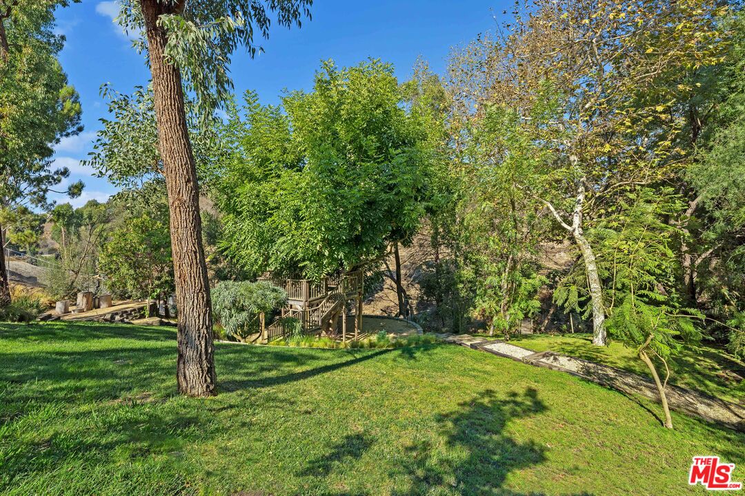 6644 Wildlife Rd