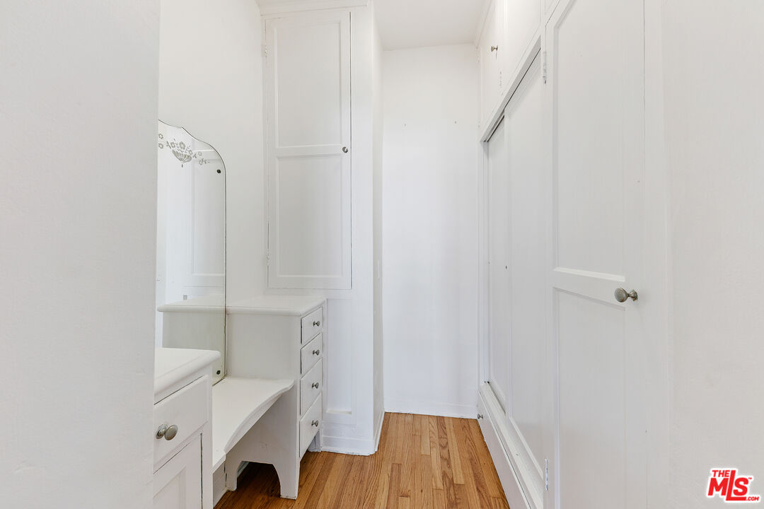 201 S Poinsettia Place Unit: A