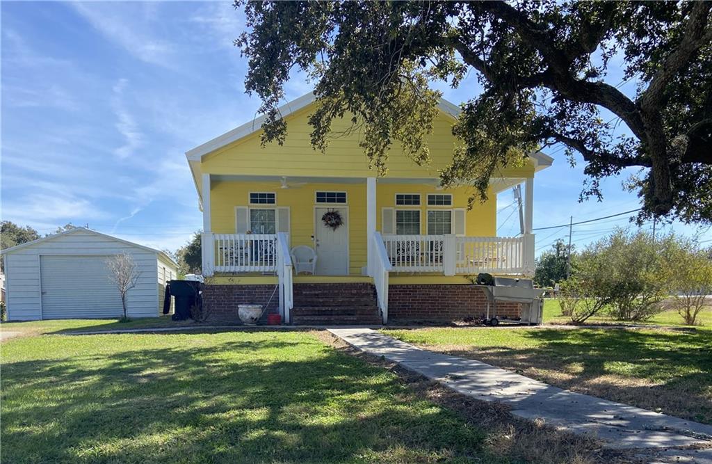 105 MIMOSA Lane