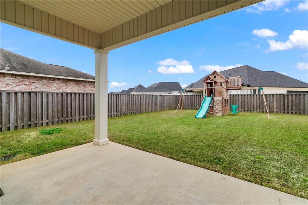 1008 CYPRESS CROSSING Drive