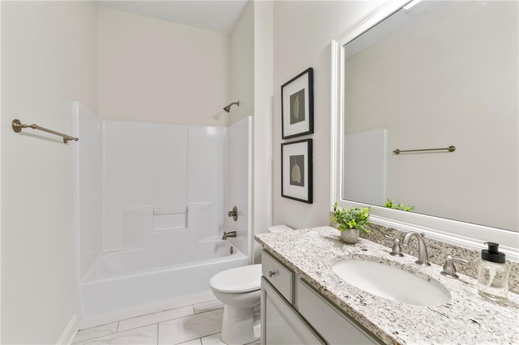 1008 CYPRESS CROSSING Drive