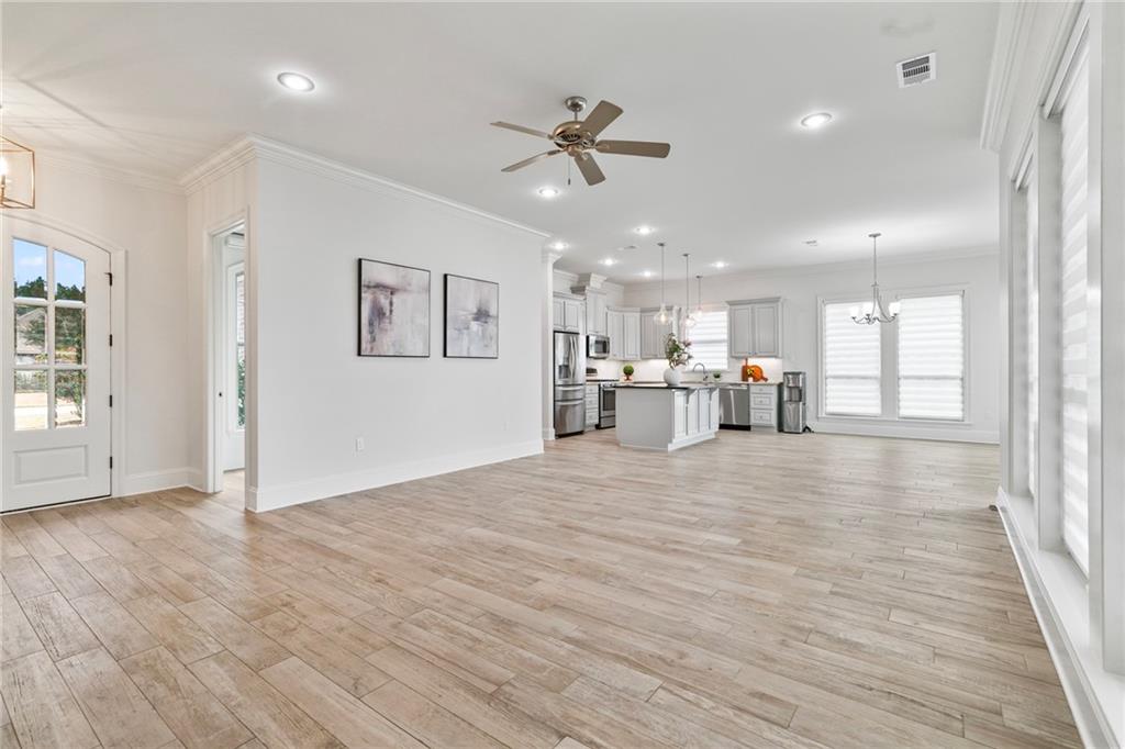 1008 CYPRESS CROSSING Drive