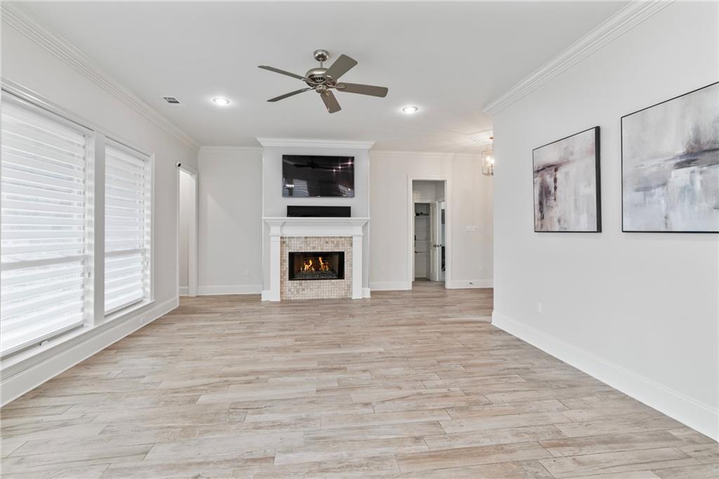 1008 CYPRESS CROSSING Drive