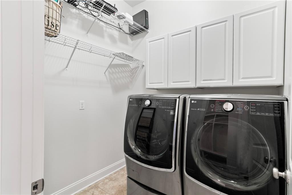 1008 CYPRESS CROSSING Drive