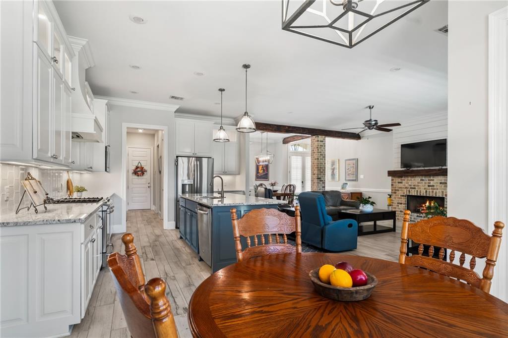 2021 CYPRESS BEND Drive