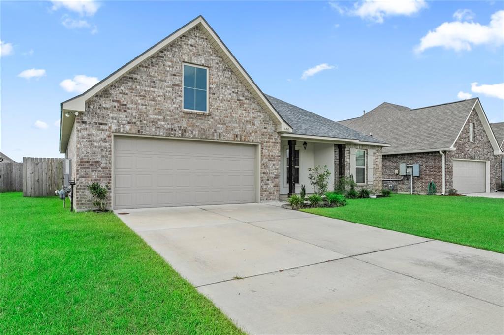 120 CYPRESSWOOD Drive