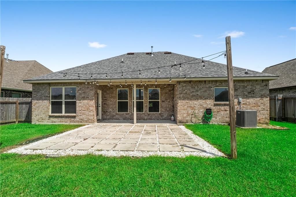 120 CYPRESSWOOD Drive