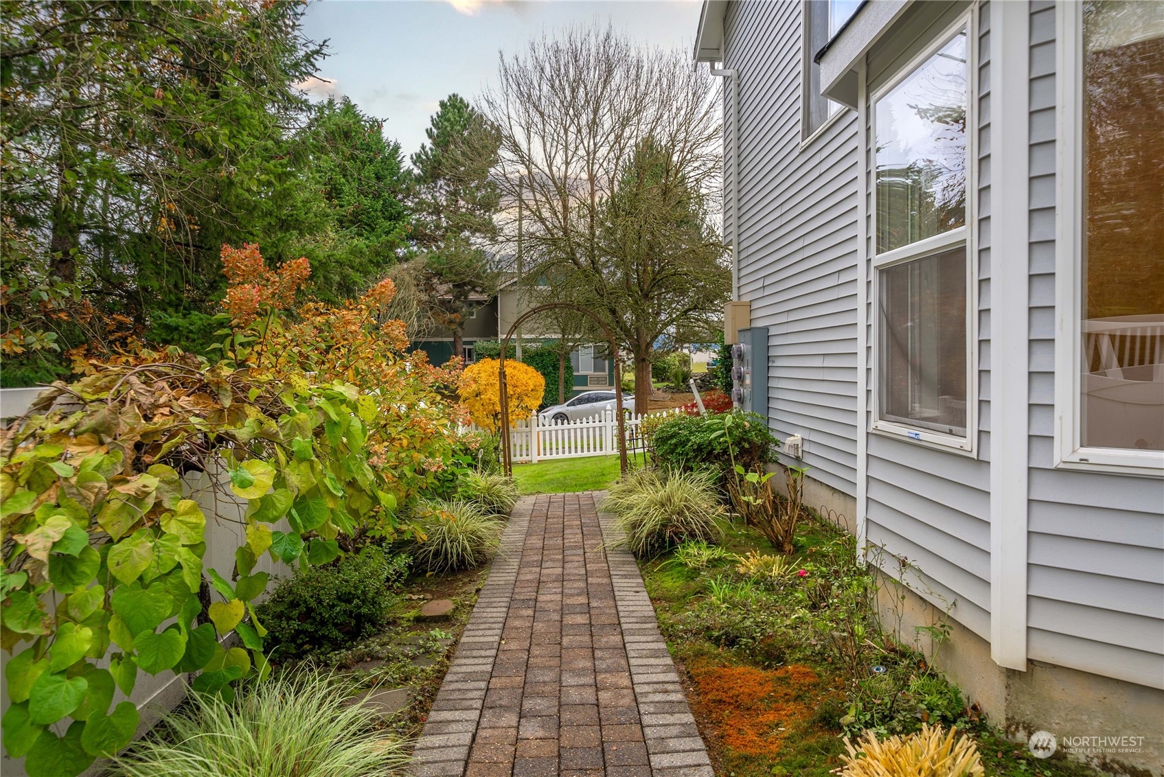 16794 167th Avenue SE