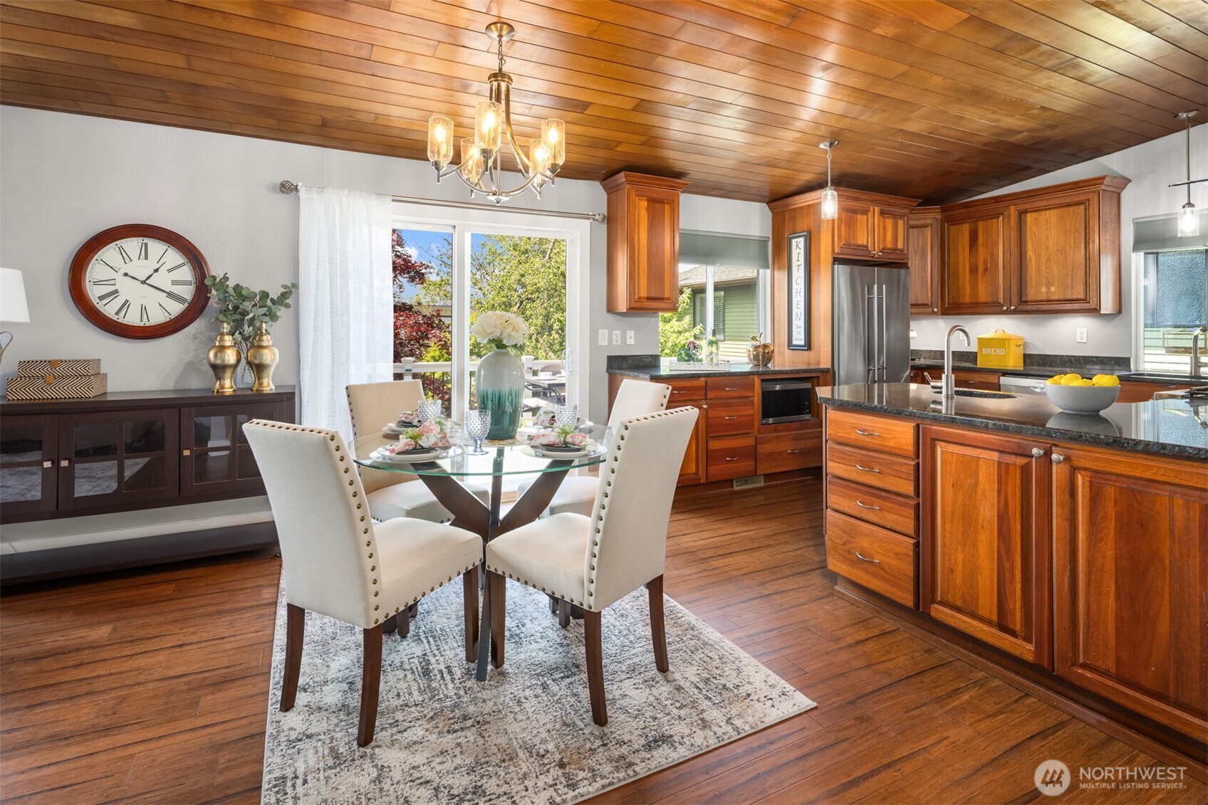 9011 Latona Avenue NE