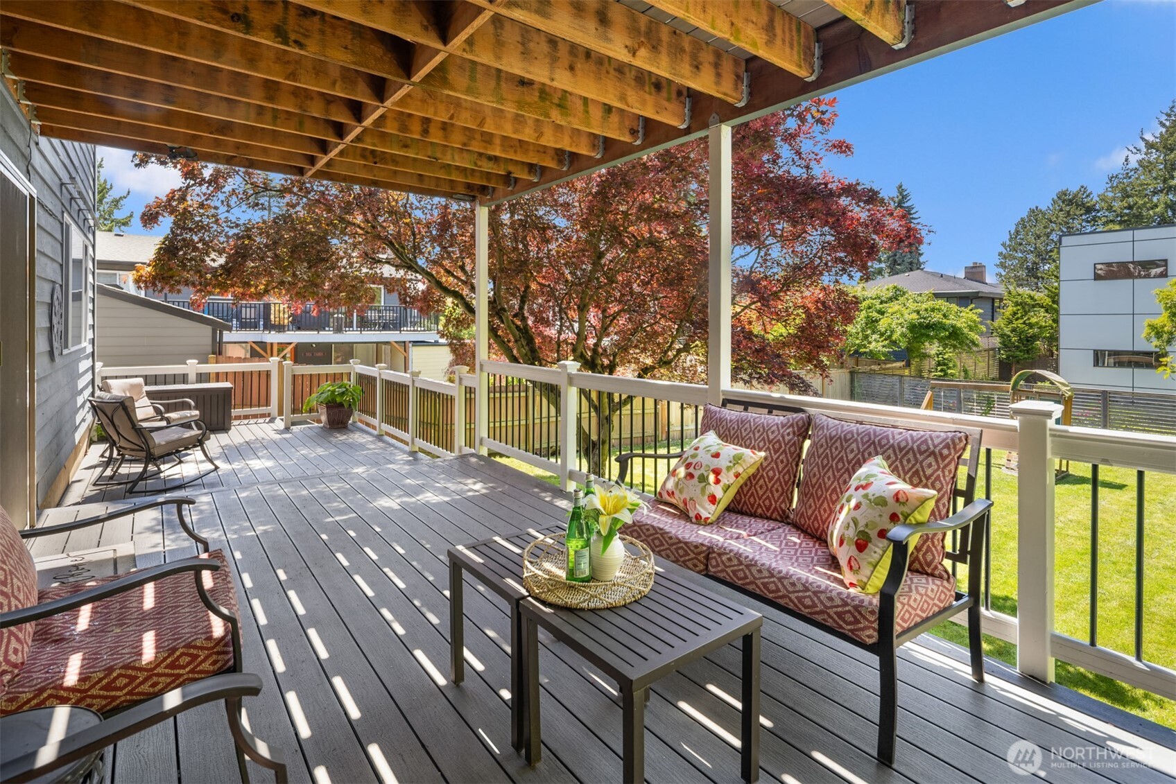 9011 Latona Avenue NE