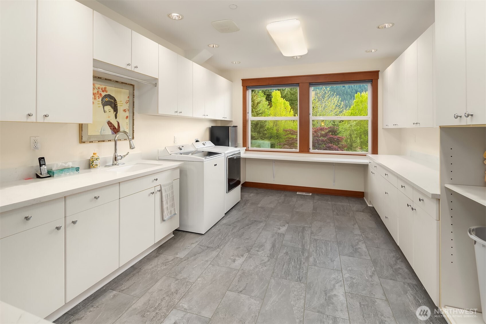 15803 Uplands Way SE