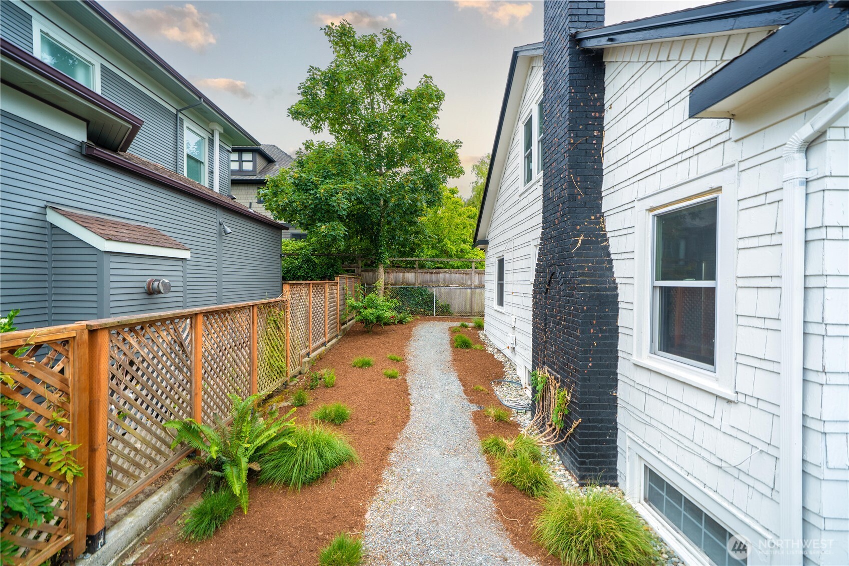 1509 4th Avenue W