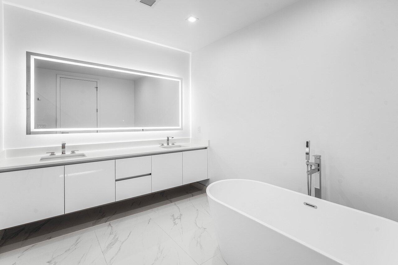 220 Lake Shore Drive 1415