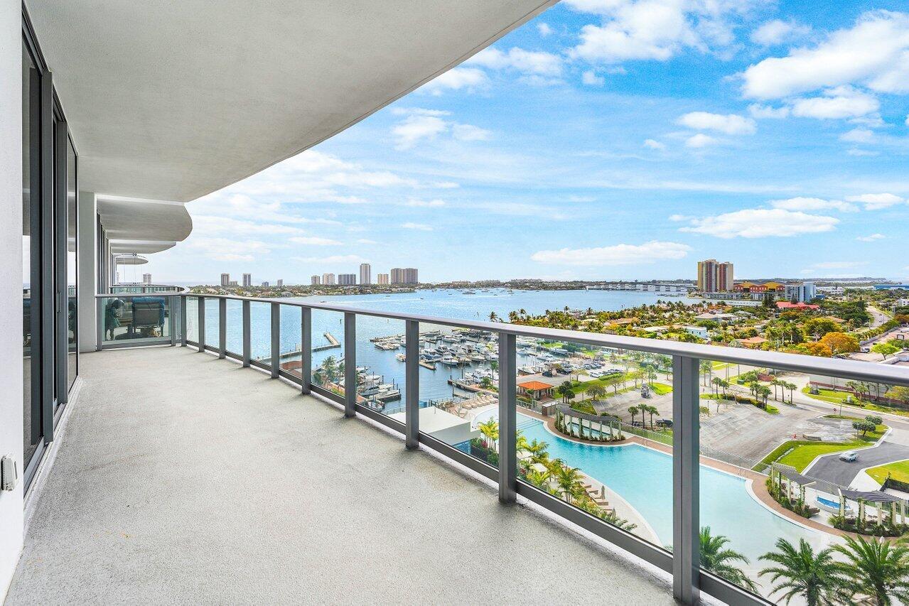 220 Lake Shore Drive 1415