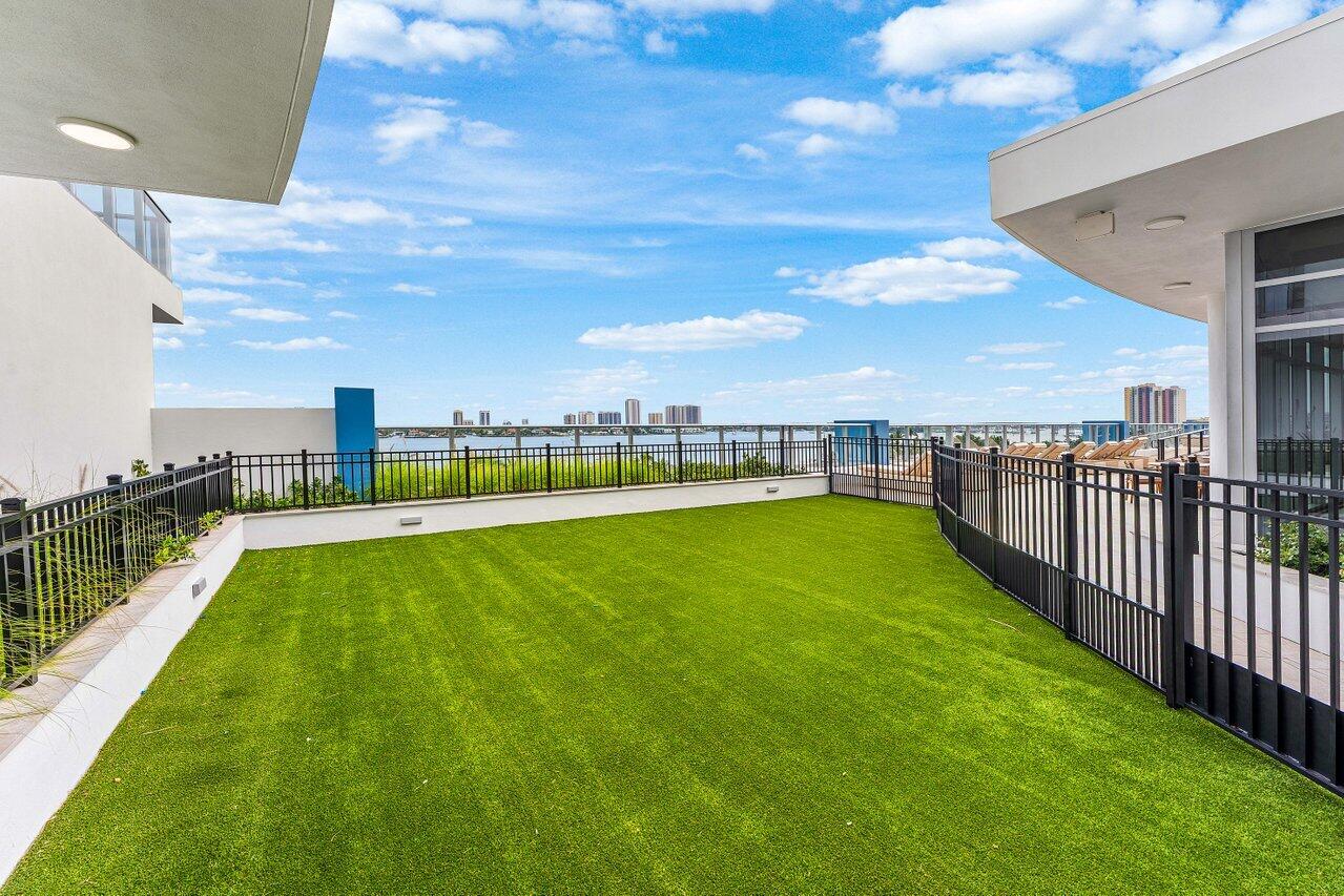 220 Lake Shore Drive 1415