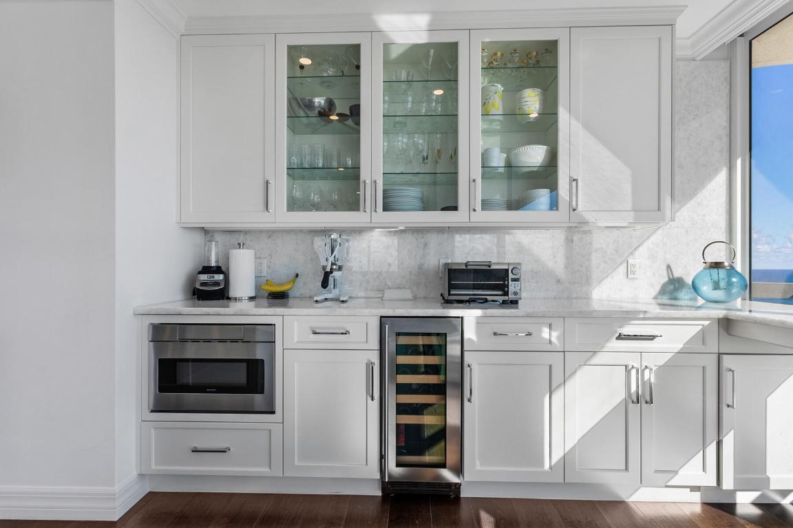 4100 N Ocean Drive 2204