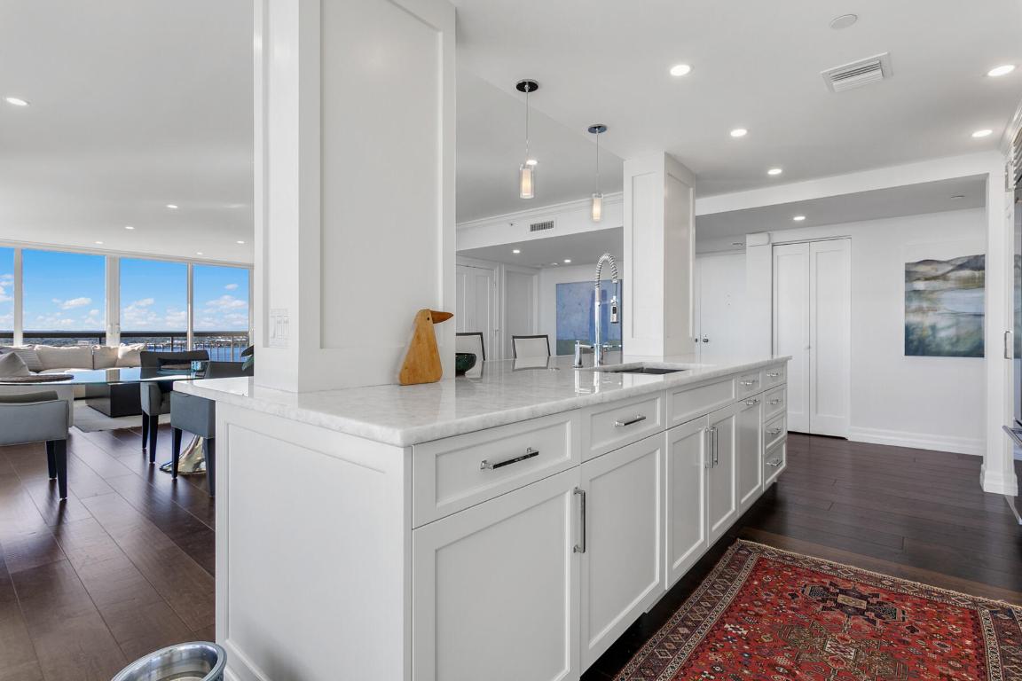 4100 N Ocean Drive 2204