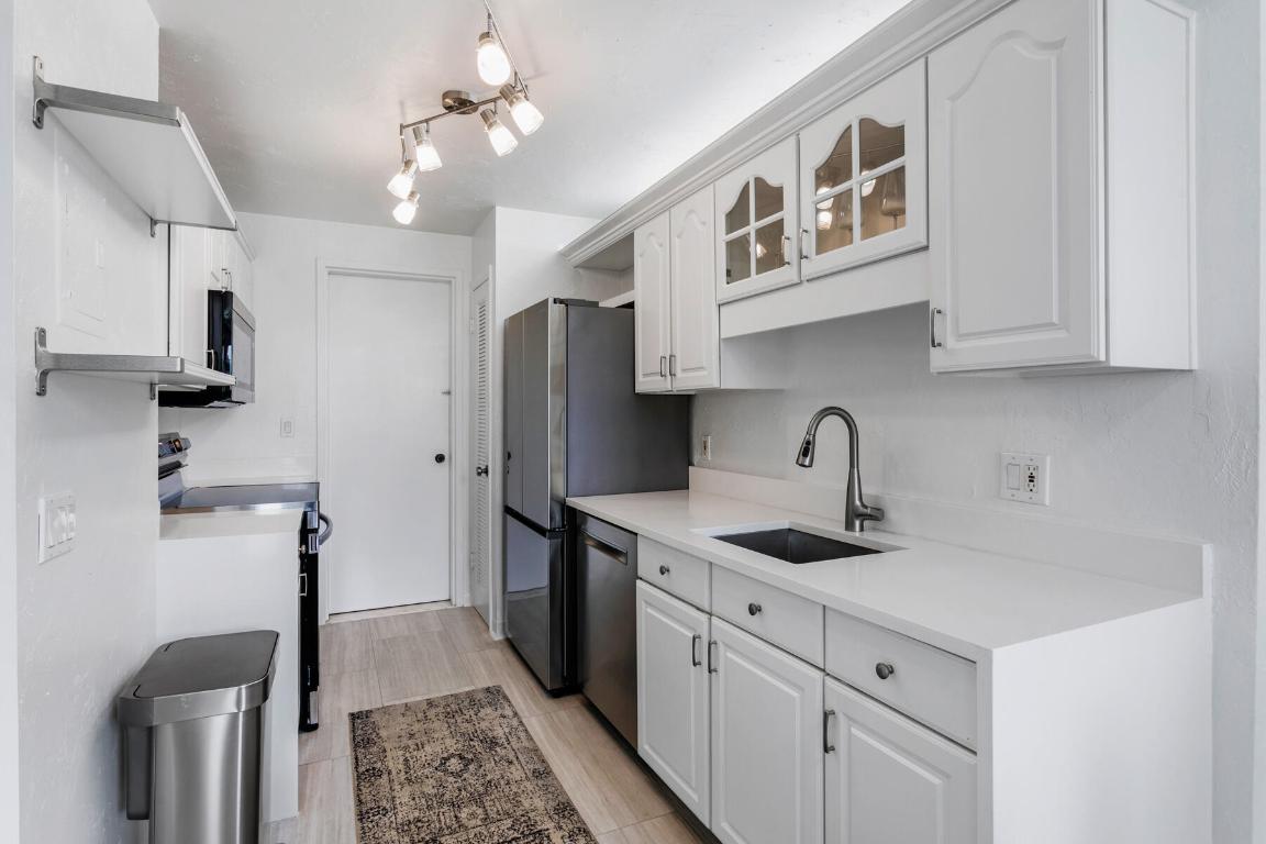 2860 S Ocean Boulevard 111