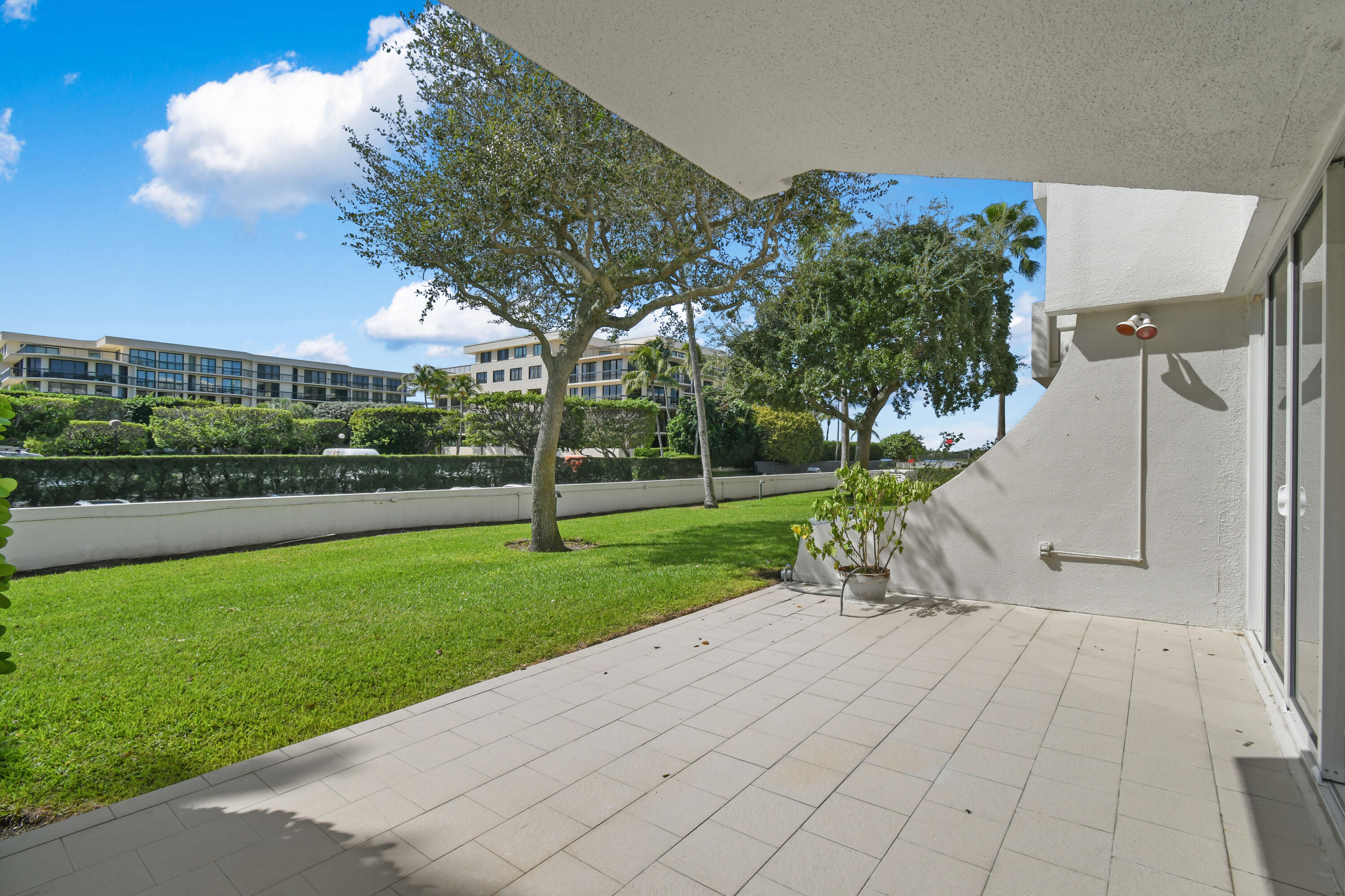 2773 S Ocean Boulevard 116