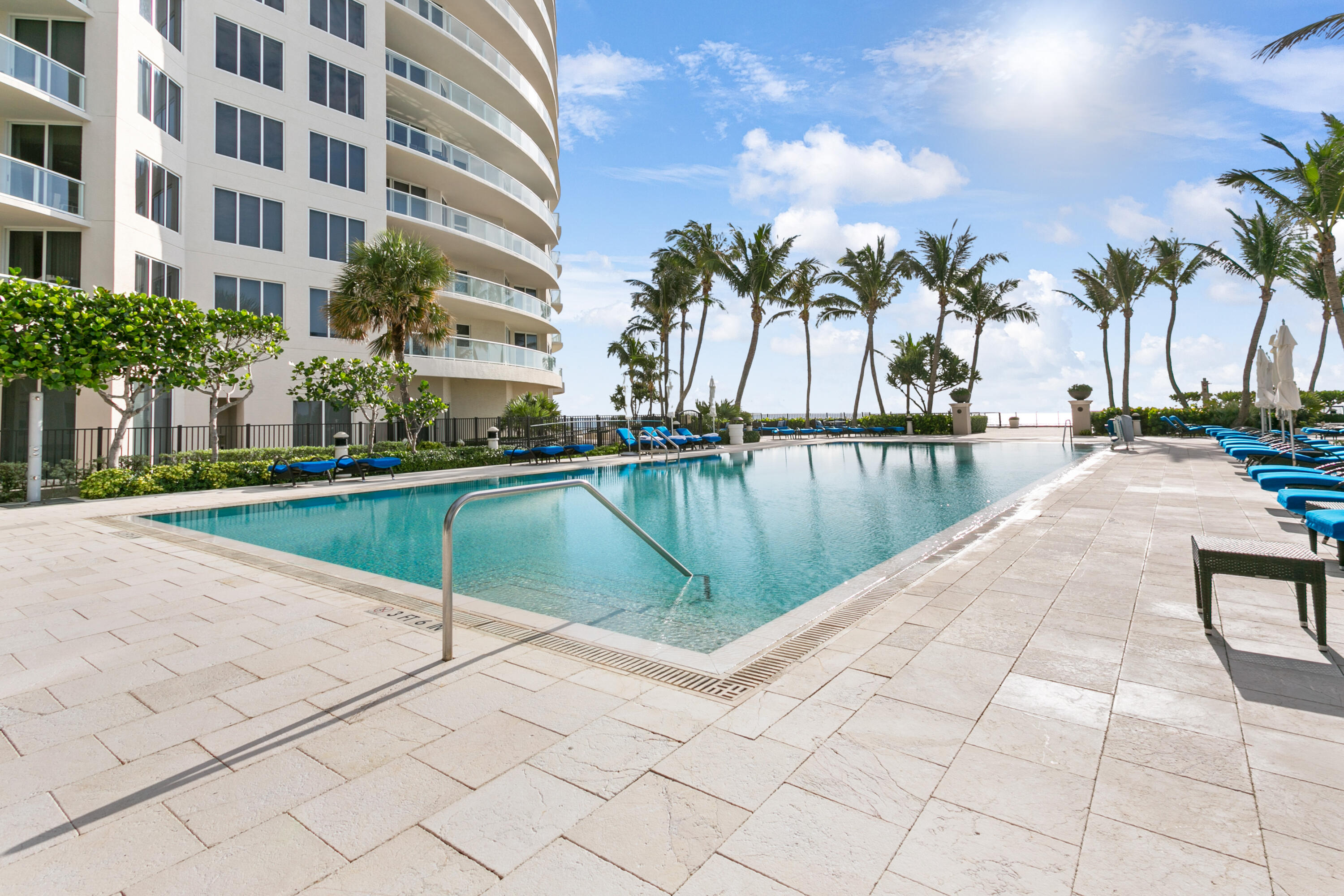 2700 N Ocean Drive 506b