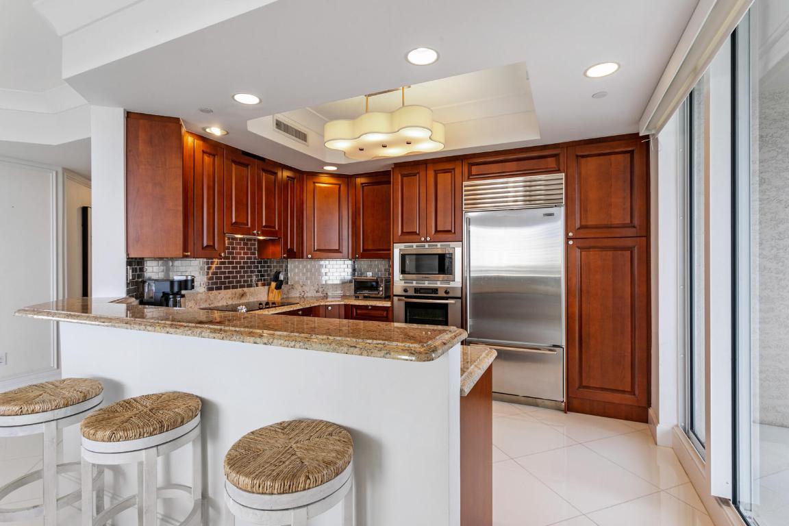 2700 N Ocean Drive 506b