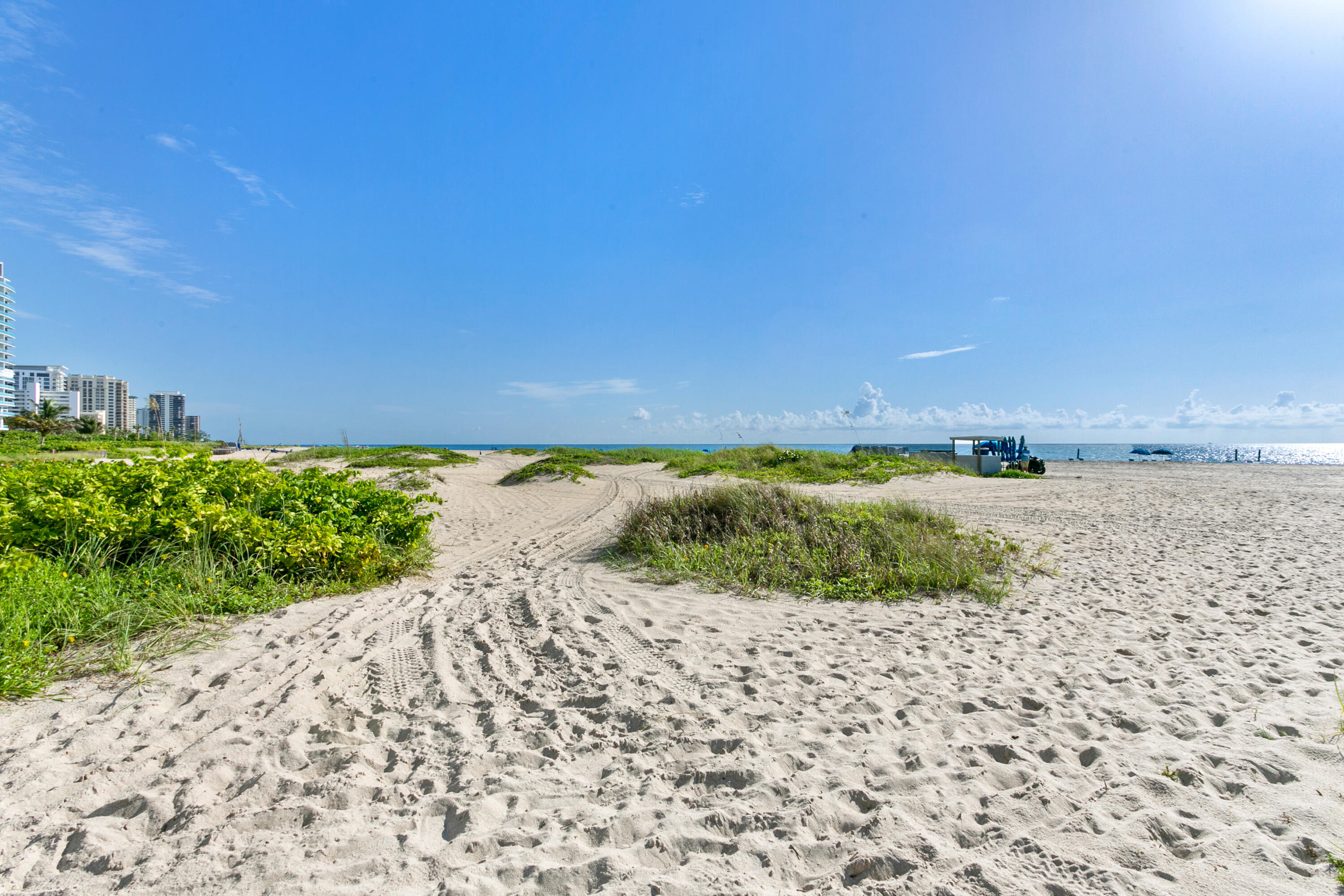 2700 N Ocean Drive 506b