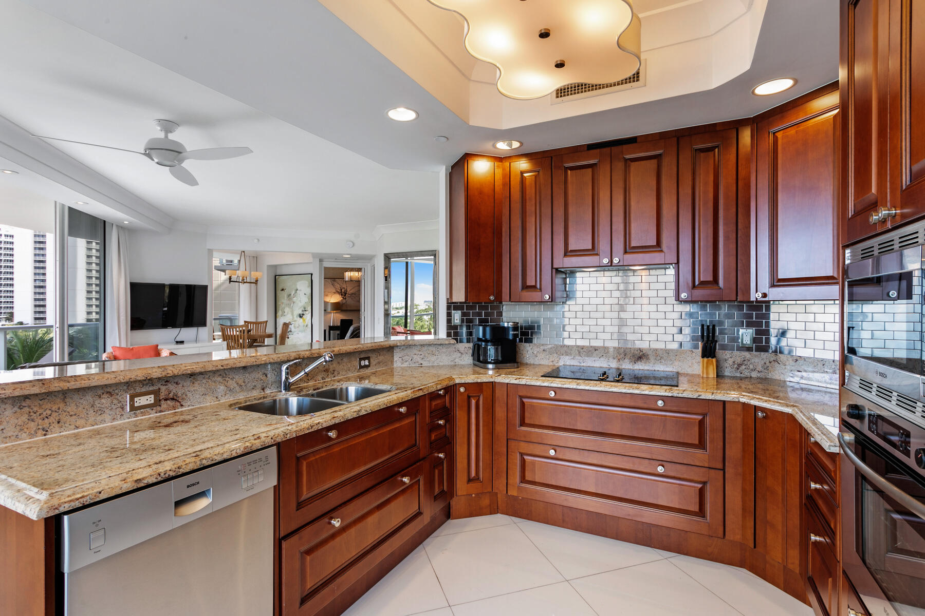 2700 N Ocean Drive 506b