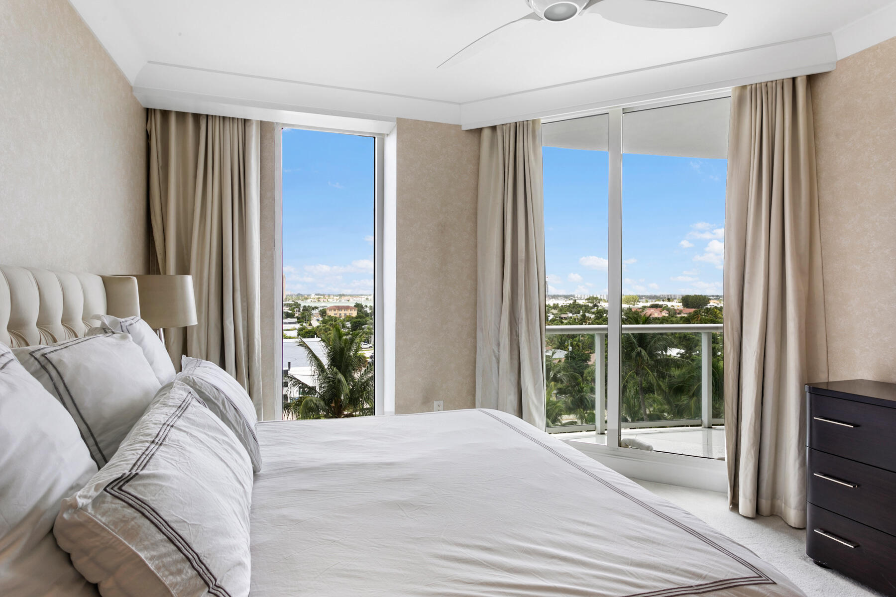 2700 N Ocean Drive 506b