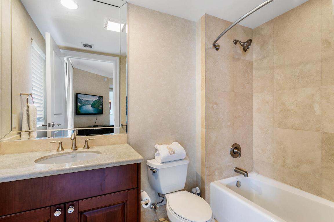 2700 N Ocean Drive 506b