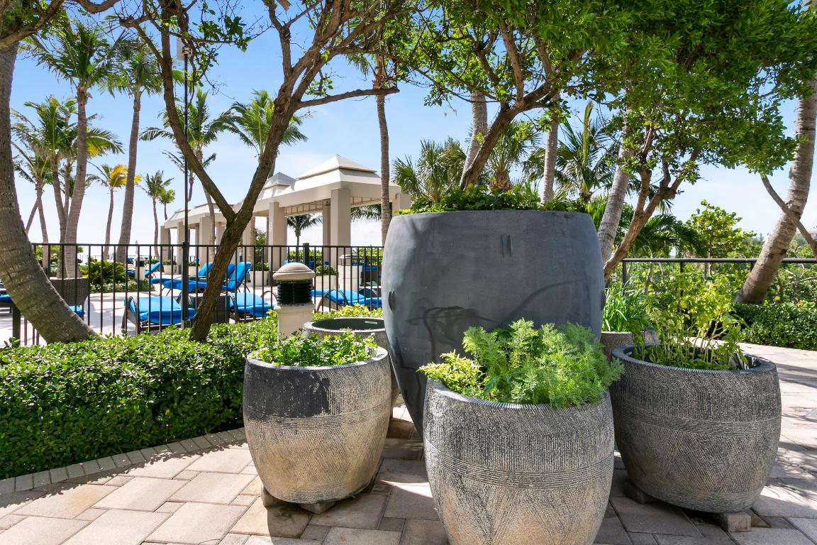 2700 N Ocean Drive 506b