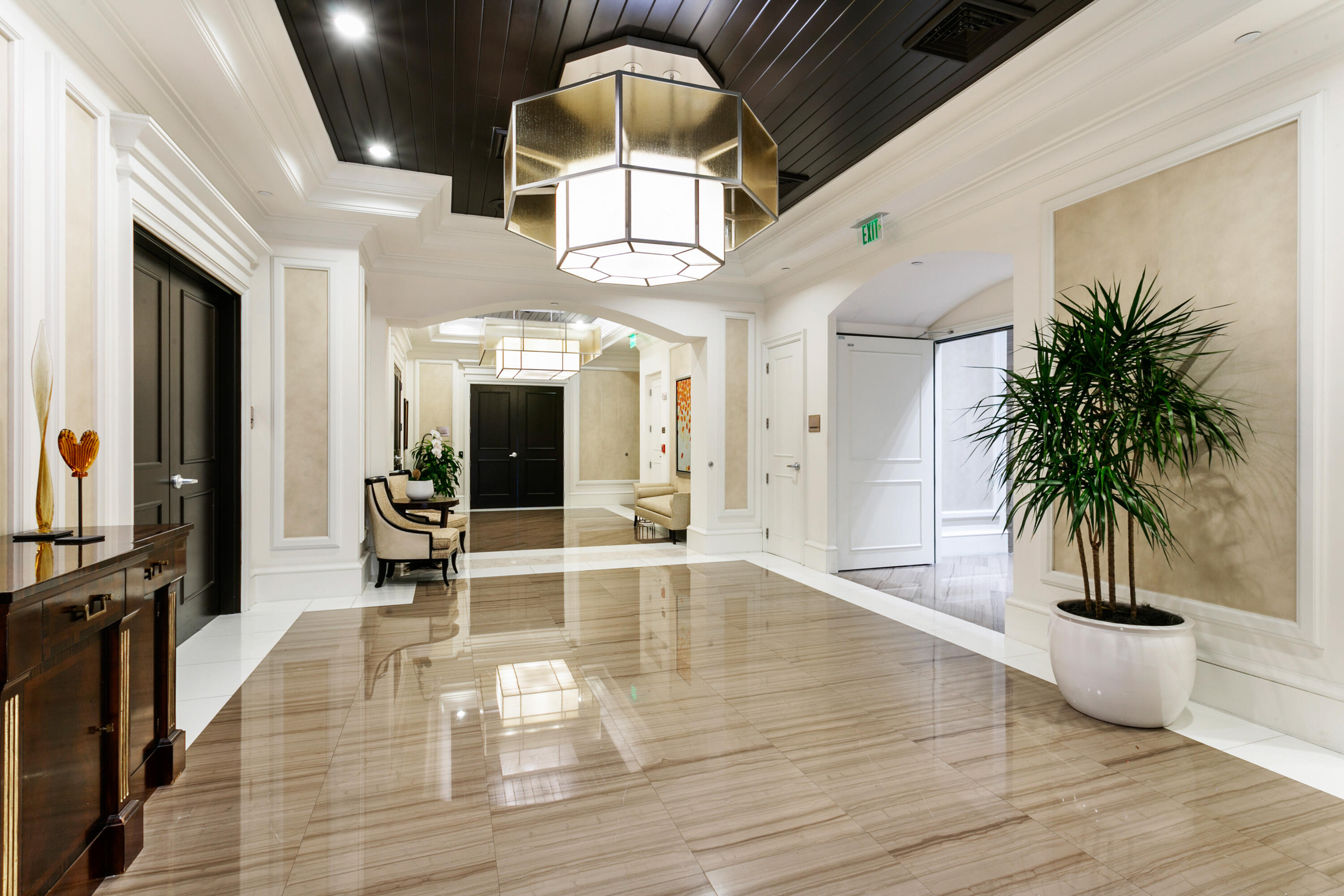 2700 N Ocean Drive 506b