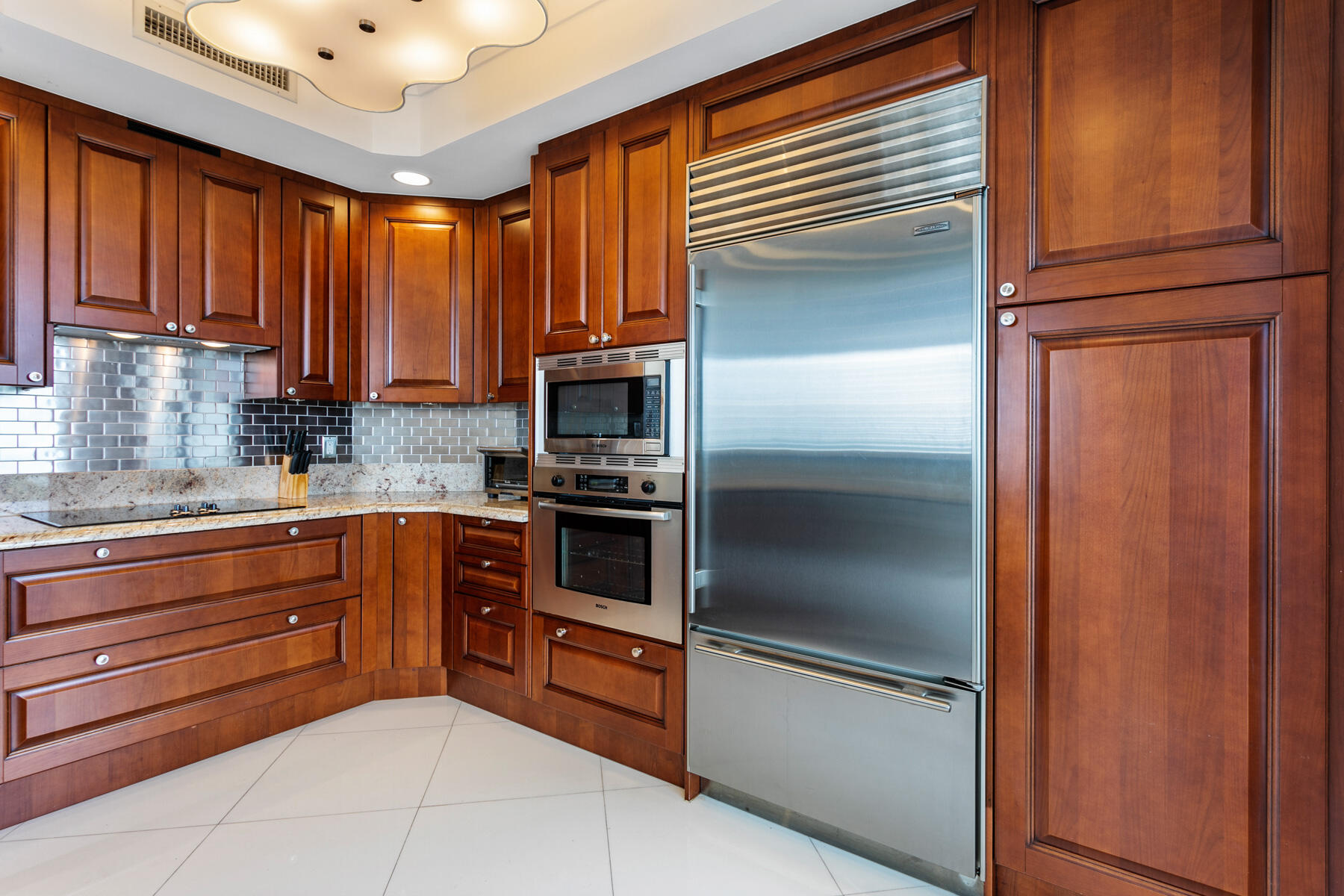 2700 N Ocean Drive 506b