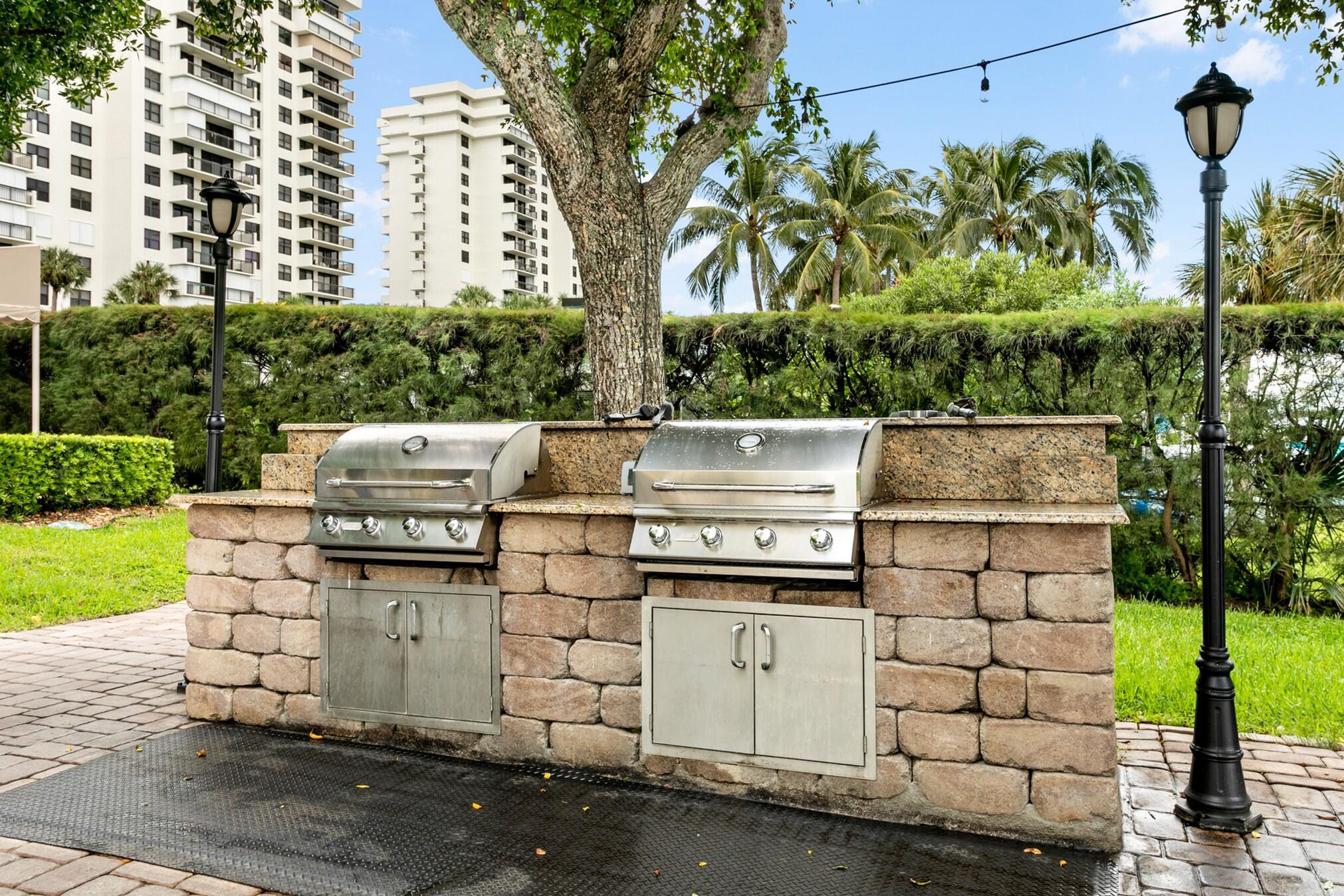 2121 N Ocean Boulevard 1504w