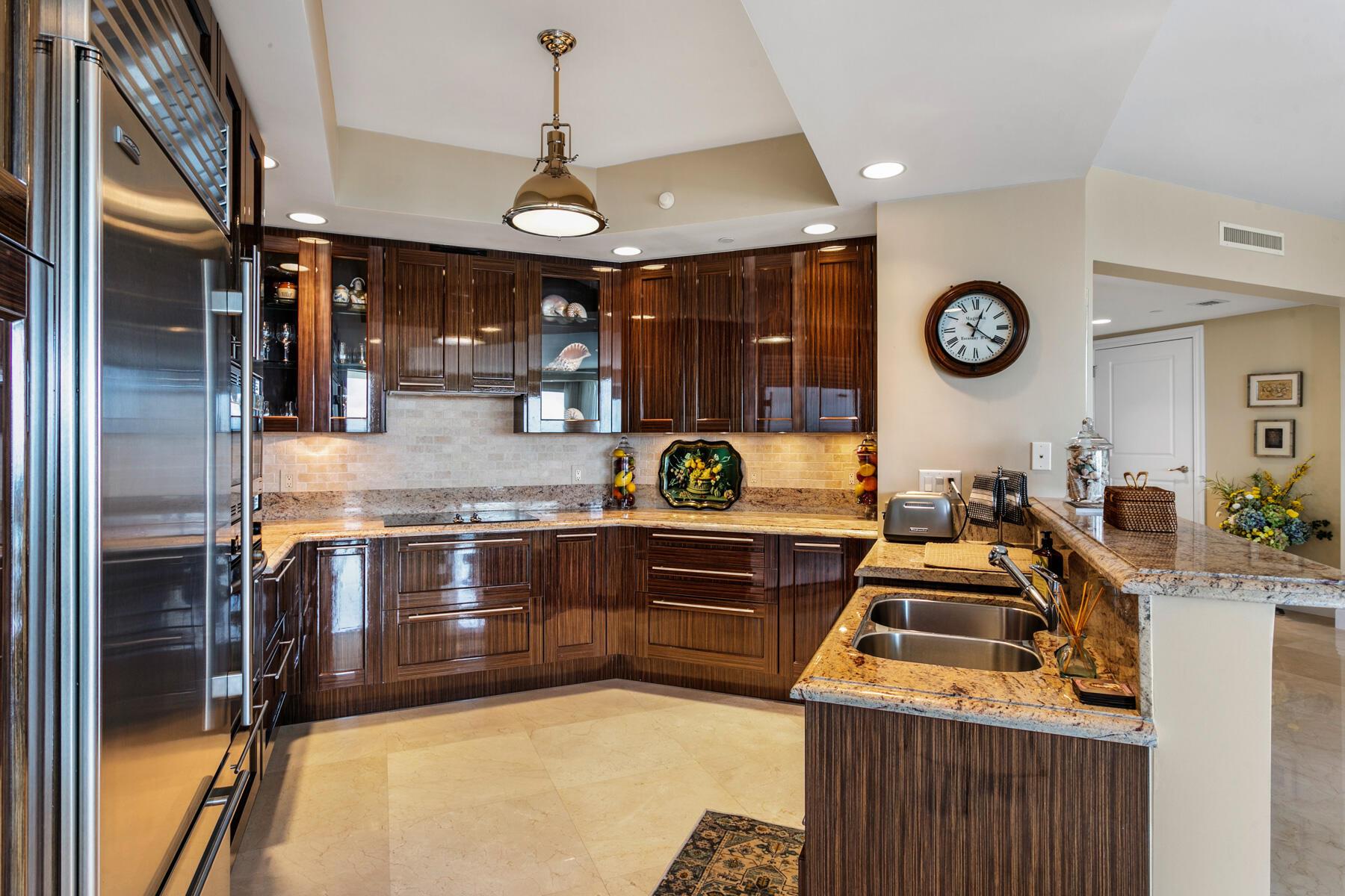 2700 N Ocean Drive 805b