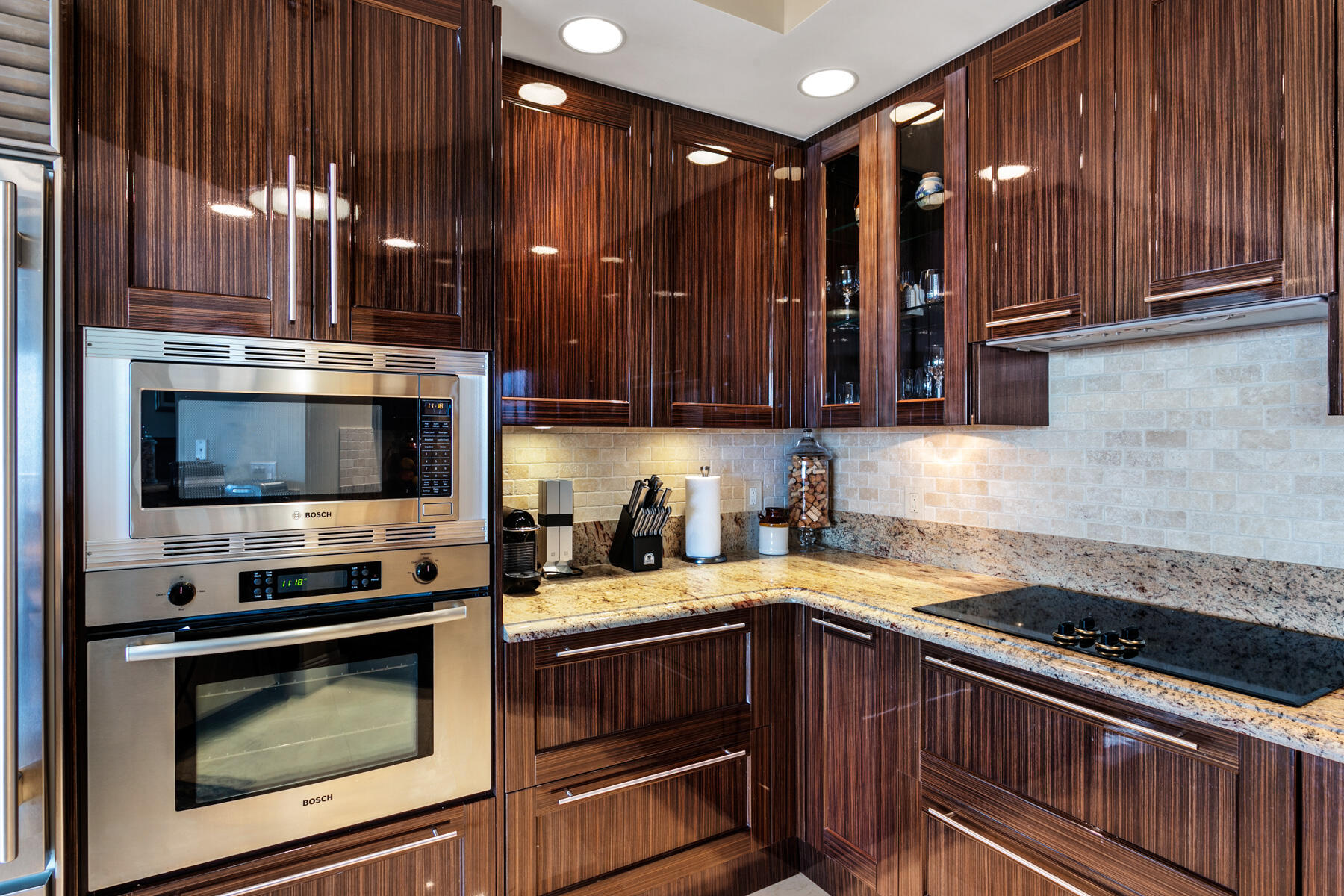 2700 N Ocean Drive 805b