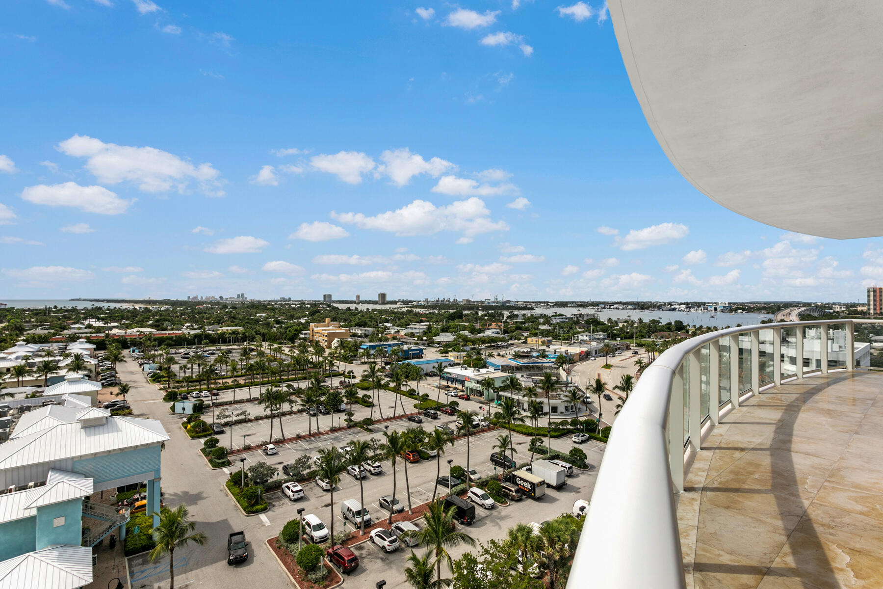 2700 N Ocean Drive 805b