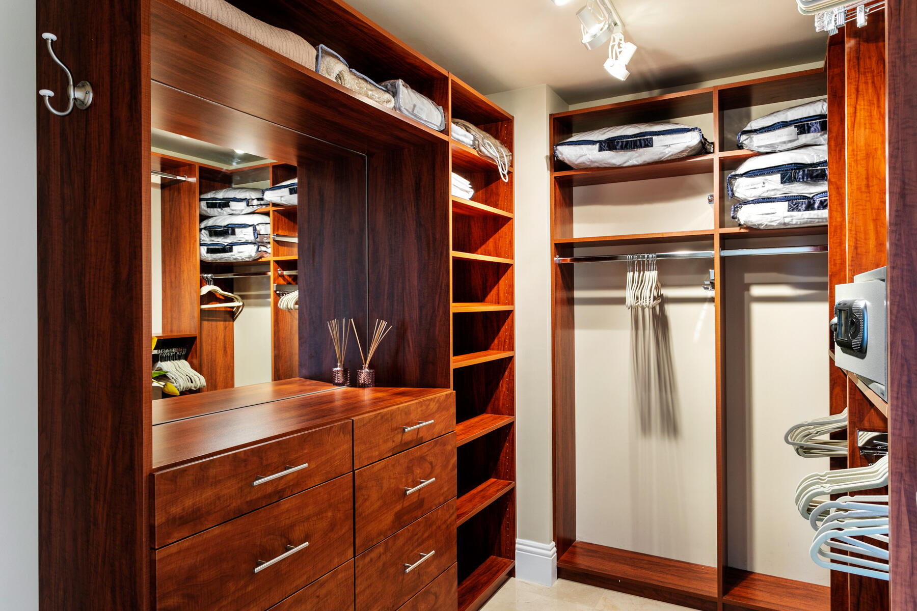 2700 N Ocean Drive 805b