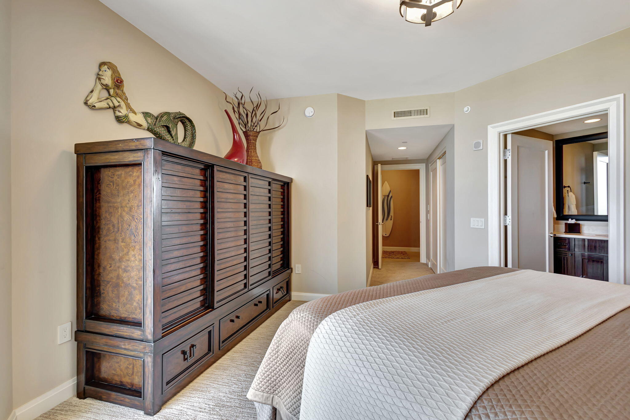 2700 N Ocean Drive 1702a