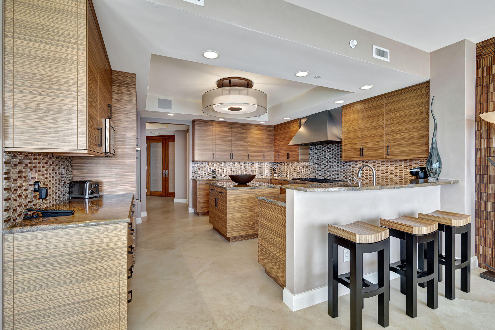 2700 N Ocean Drive 1702a