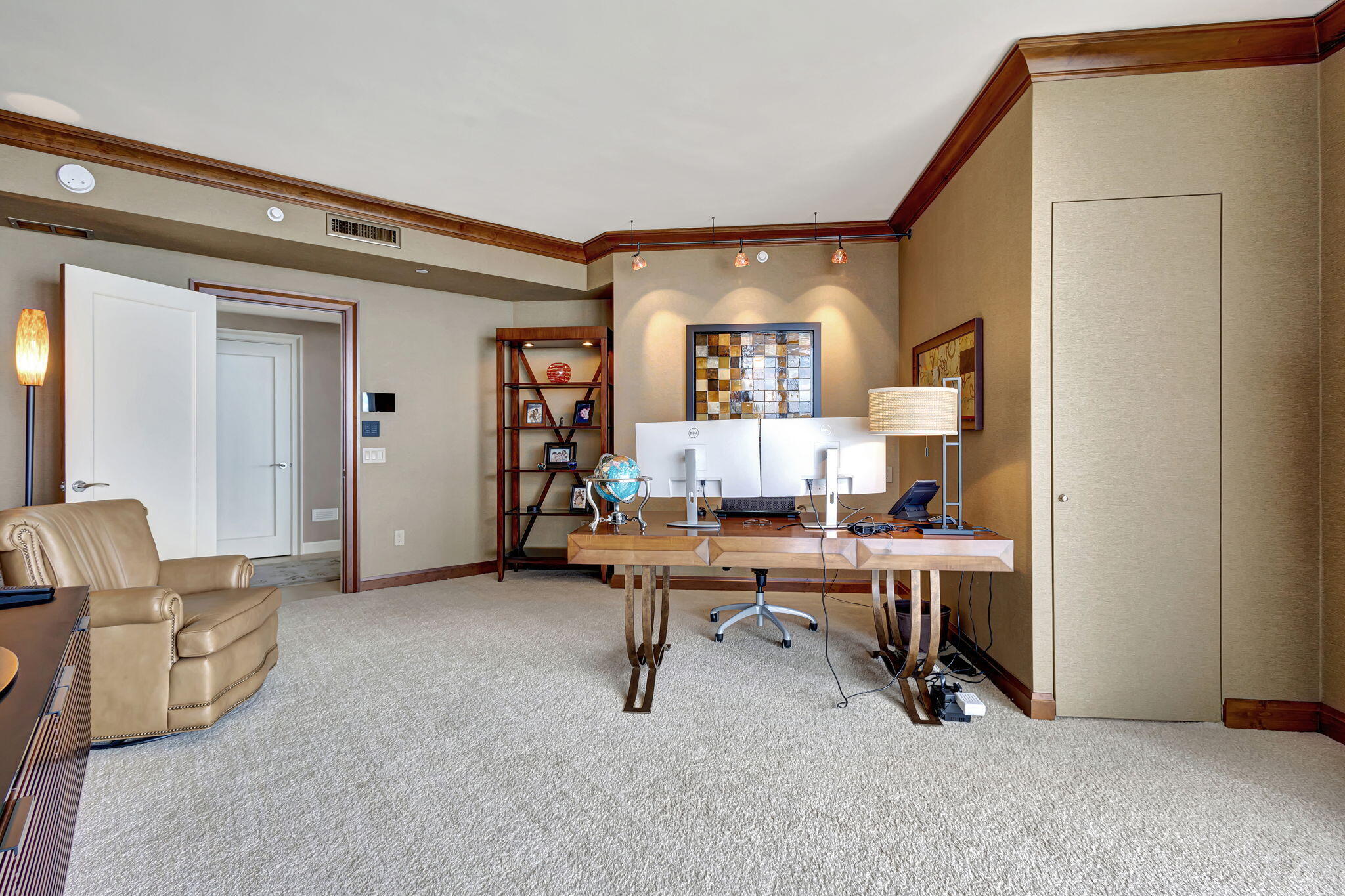 2700 N Ocean Drive 1702a